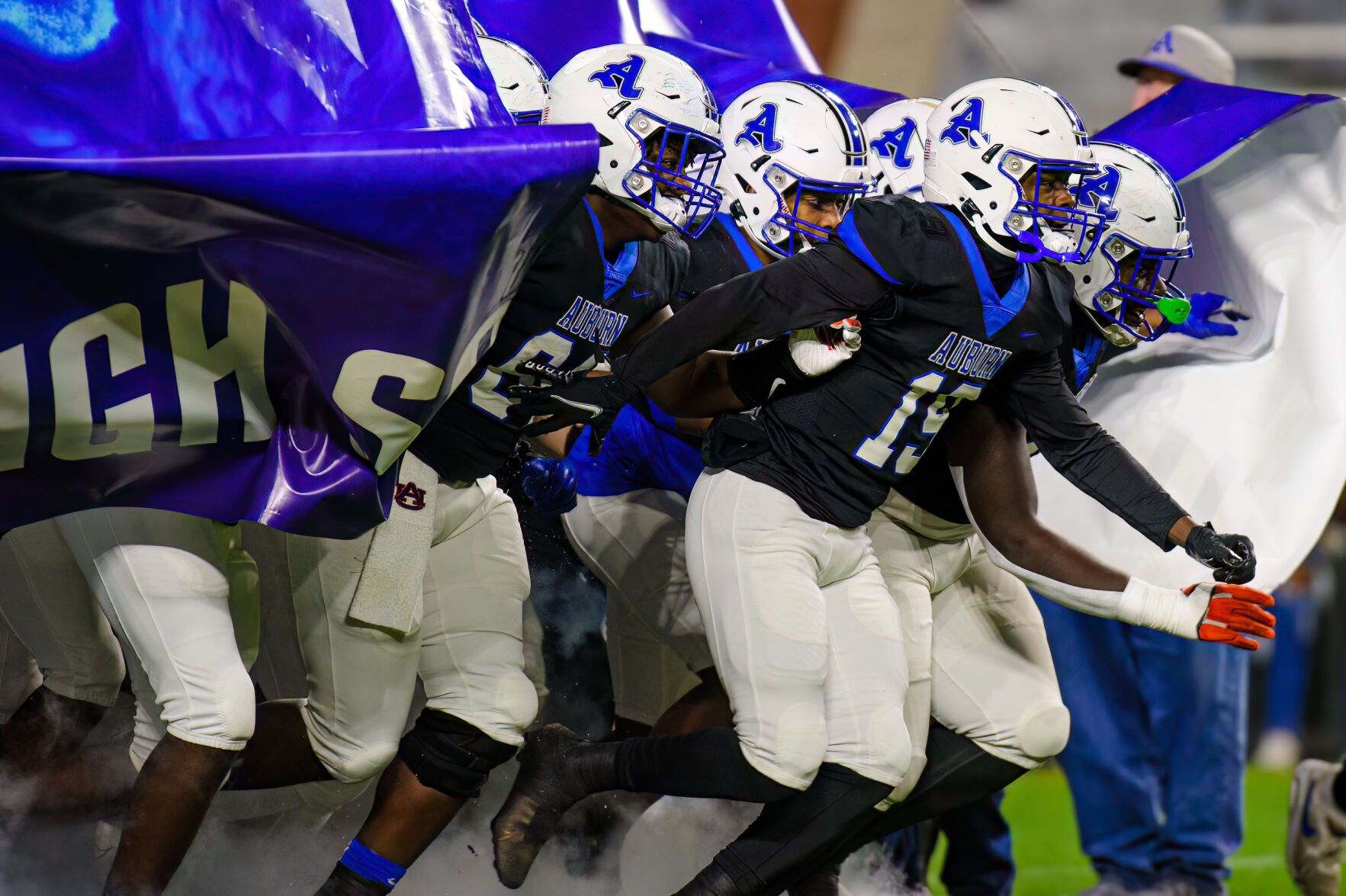 Auburn High vs Thompson, 7A State Championship